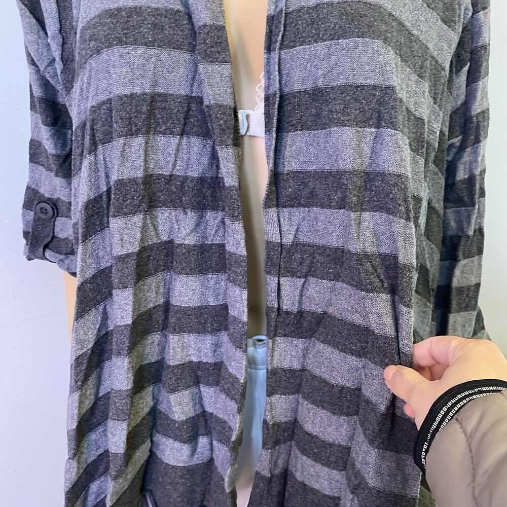 Motherhood Maternity Waterfall Open Cardigan Size XL Soft Knit Gray Striped - Picture 8 of 10
